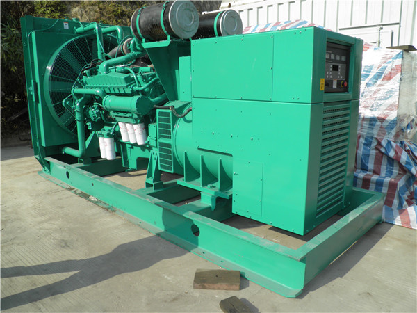 新丰出租发电机 发电机组厂家：柴油发电机组的控制屏的作用是什么？