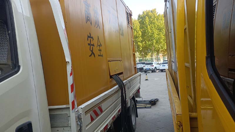 新丰如何判断柴油发电机组和UPS电源的切换时间是否符合要求？